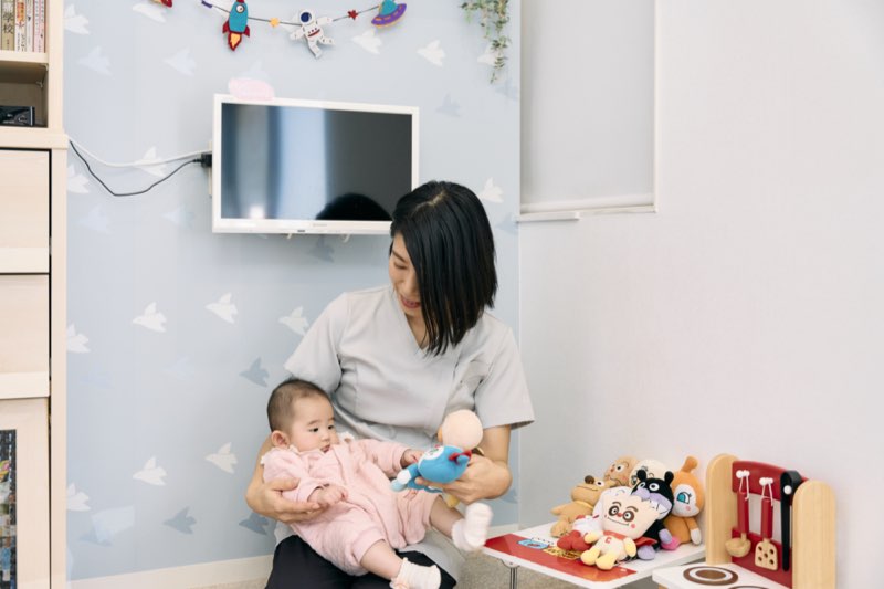 お子さま連れで通えます